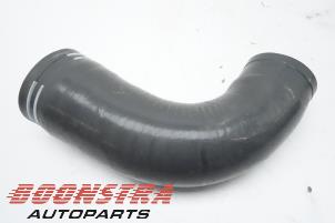 Gebruikte Intercooler Buis Alfa Romeo Stelvio (949) 2.2d 16V 210 Q4 Prijs € 24,95 Margeregeling aangeboden door Boonstra Autoparts