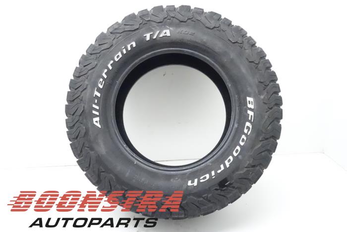 BF GOODRICH 265/70 R17 118S (Winter tyre)