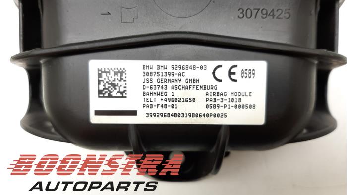 Airbag rechts (Dashboard) van een BMW X1 (F48) sDrive 20i 2.0 16V Twin Power Turbo 2019