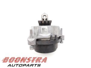 Gebruikte Motorsteun BMW 5 serie (G30) M5 xDrive 4.4 V8 32V TwinPower Turbo Prijs € 53,95 Margeregeling aangeboden door Boonstra Autoparts