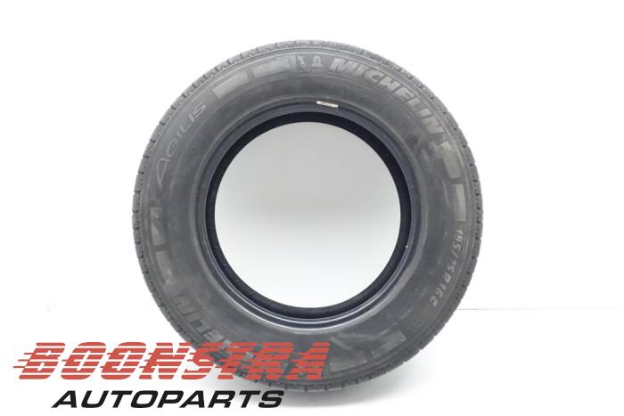 MICHELIN 195/75 R16 110R (Summer tyre)