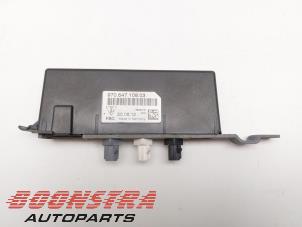 Gebruikte Antenne Versterker Porsche Panamera (970) 4.8 V8 32V 4S Prijs € 37,95 Margeregeling aangeboden door Boonstra Autoparts