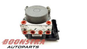 Gebruikte ABS Pomp Dacia Logan MCV I (KS) 1.6 16V Prijs € 24,95 Margeregeling aangeboden door Boonstra Autoparts