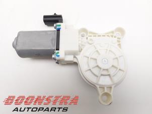 Gebruikte Motor electrisch raam Dodge 1500 Crew Cab (DS) 5.7 Hemi V8 4x4 Prijs € 30,19 Inclusief btw aangeboden door Boonstra Autoparts