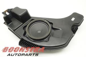 Gebruikte Subwoofer Lynk &amp; Co 01 1.5 PHEV Prijs € 149,95 Margeregeling aangeboden door Boonstra Autoparts