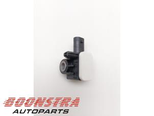 Gebruikte Sensor ACC (afstand) Dodge 1500 Crew Cab (DS) 5.7 Hemi V8 4x4 Prijs € 30,19 Inclusief btw aangeboden door Boonstra Autoparts