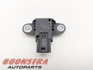 Gebruikte Airbag Sensor Renault Kadjar (RFEH) 1.2 Energy TCE 130 Prijs € 24,95 Margeregeling aangeboden door Boonstra Autoparts