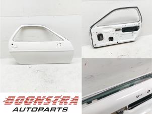 Gebruikte Deur 2Deurs rechts Porsche 928 4.7 S2 Prijs € 299,95 Margeregeling aangeboden door Boonstra Autoparts