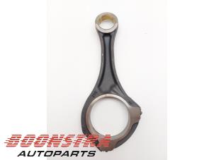 Gebruikte Drijfstang Mercedes C (W204) 3.0 C-320 CDI V6 24V 4-Matic Prijs € 37,95 Margeregeling aangeboden door Boonstra Autoparts