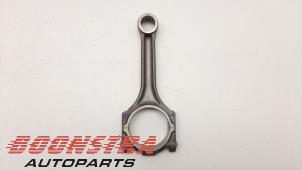 Gebruikte Drijfstang Volkswagen Touareg (7LA/7L6) 4.2 V8 40V Prijs € 49,95 Margeregeling aangeboden door Boonstra Autoparts