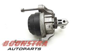Gebruikte Motorsteun BMW 5 serie (F10) 530i 24V Prijs € 49,95 Margeregeling aangeboden door Boonstra Autoparts