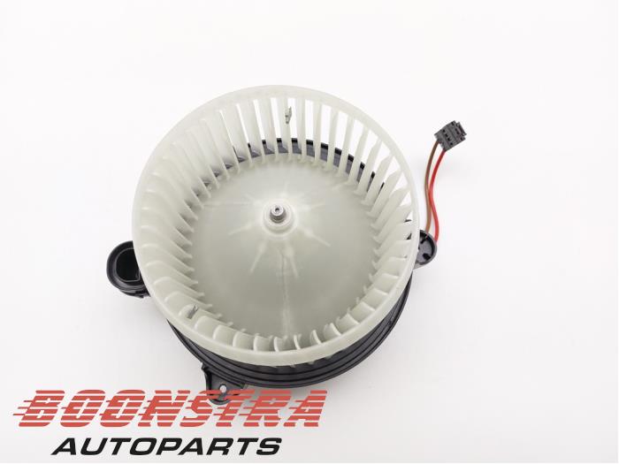 Gebruikte Blower Lynk &amp; Co 01 1.5 PHEV Prijs € 54,95 Margeregeling aangeboden door Boonstra Autoparts