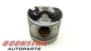 Gebruikte Zuiger Audi SQ5 (8RB) 3.0 TDI V6 24V Prijs € 118,95 Margeregeling aangeboden door Boonstra Autoparts