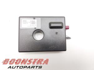 Gebruikte Antenne BMW 2 serie (F22) 220i 2.0 Turbo 16V Prijs € 24,95 Margeregeling aangeboden door Boonstra Autoparts