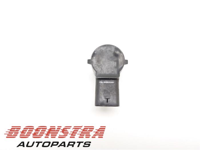 PDC Sensor van een Tesla Model 3 Long Range 72kWh 2019