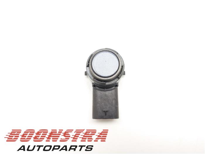 PDC Sensor van een Tesla Model 3 Long Range 72kWh 2019