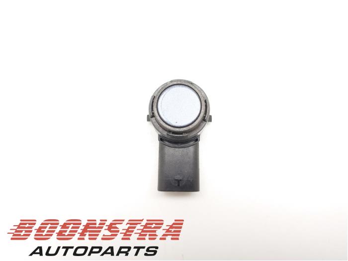 Gebruikte PDC Sensor Tesla Model 3 Long Range 72kWh Prijs € 24,95 Margeregeling aangeboden door Boonstra Autoparts