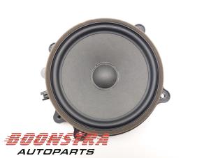 Gebruikte Speaker Tesla Model 3 Long Range 72kWh Prijs € 29,95 Margeregeling aangeboden door Boonstra Autoparts