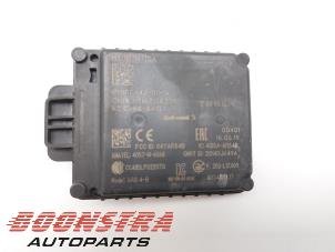 Gebruikte Radar sensor Tesla Model 3 Long Range 72kWh Prijs € 94,95 Margeregeling aangeboden door Boonstra Autoparts