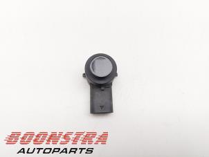 Gebruikte PDC Sensor Opel Astra K Sports Tourer 1.6 CDTI 110 16V Prijs € 24,95 Margeregeling aangeboden door Boonstra Autoparts