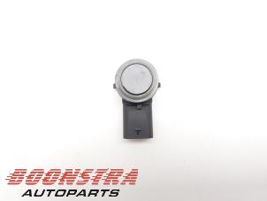 Gebruikte PDC Sensor Opel Astra K Sports Tourer 1.6 CDTI 136 16V Prijs € 24,95 Margeregeling aangeboden door Boonstra Autoparts