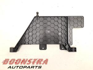 Gebruikte Accu afdekkap BMW iX3 80 kWh Prijs € 24,95 Margeregeling aangeboden door Boonstra Autoparts