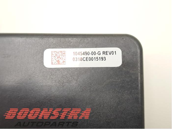 Computer Body Control van een Tesla Model X 100D 2018