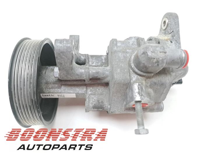 Gebruikte Pomp Servo BMW X6 (E71/72) xDrive40d 3.0 24V Prijs € 297,95 Margeregeling aangeboden door Boonstra Autoparts