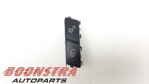 Gebruikte Schakelaar Mercedes ML III (166) 2.1 ML-250 CDI 16V BlueTEC 4-Matic Prijs € 24,95 Margeregeling aangeboden door Boonstra Autoparts