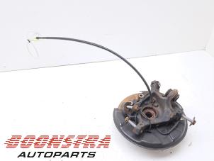 Gebruikte Fusee links-achter BMW 3 serie (F30) 320d 2.0 16V EfficientDynamicsEdition Prijs € 29,95 Margeregeling aangeboden door Boonstra Autoparts