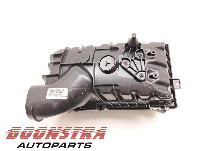 Gebruikte Luchtfilterhuis Landrover Range Rover IV (LG) 4.4 SDV8 32V Prijs € 104,95 Margeregeling aangeboden door Boonstra Autoparts