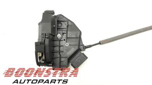 Gebruikte Slotmechaniek Portier 4Deurs rechts-voor Ford Focus 3 Wagon 1.6 TDCi ECOnetic Prijs € 24,95 Margeregeling aangeboden door Boonstra Autoparts