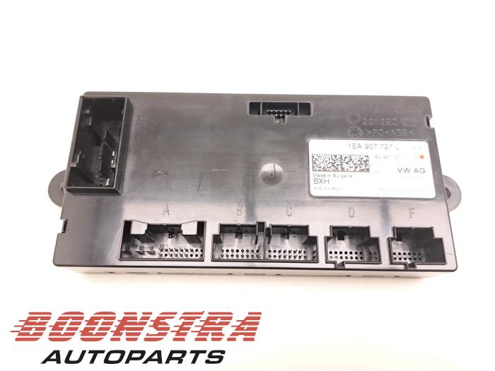 Gebruikte Central electronic module Volkswagen ID.3 (E11/E12) First, Life, Pro 58 kWh Prijs € 49,95 Margeregeling aangeboden door Boonstra Autoparts