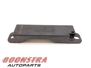 Gebruikte Keyless entry antenne Mercedes CLS (C257) 450 EQ Boost 3.0 24V 4-Matic Prijs € 24,95 Margeregeling aangeboden door Boonstra Autoparts