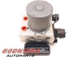 Gebruikte ABS Pomp Jaguar I-Pace EV400 AWD Prijs € 344,95 Margeregeling aangeboden door Boonstra Autoparts