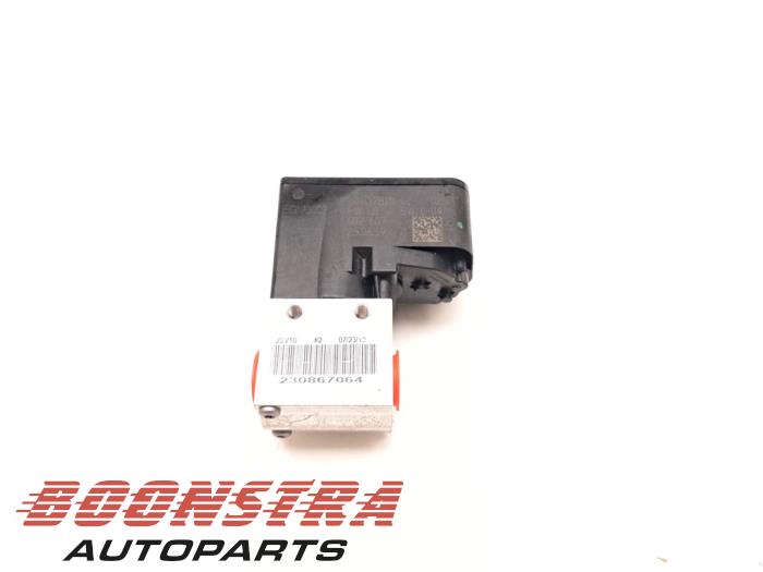 Druksensor airco van een Jaguar I-Pace EV400 AWD 2019