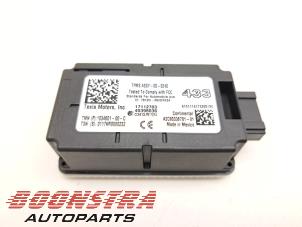 Gebruikte Antenne bandenspanning Tesla Model X 100D Prijs € 49,95 Margeregeling aangeboden door Boonstra Autoparts