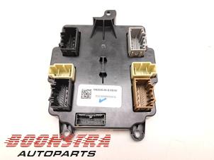 Gebruikte Module (diversen) Tesla Model X 100D Prijs € 119,95 Margeregeling aangeboden door Boonstra Autoparts