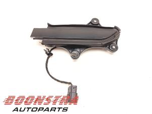 Gebruikte Deurgreep 4Deurs links-achter Tesla Model X 100D Prijs € 149,95 Margeregeling aangeboden door Boonstra Autoparts