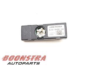 Gebruikte Antenne Versterker Jaguar I-Pace EV400 AWD Prijs € 24,95 Margeregeling aangeboden door Boonstra Autoparts