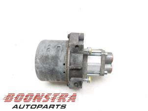 Gebruikte Oliepomp Ferrari 599 GTB/GTO 6.0 V12 48V GTB Prijs € 659,95 Margeregeling aangeboden door Boonstra Autoparts