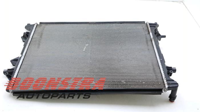 Gebruikte Radiateur Volkswagen Jetta IV (162/16A) 1.4 TSI Hybrid 16V Prijs € 74,95 Margeregeling aangeboden door Boonstra Autoparts