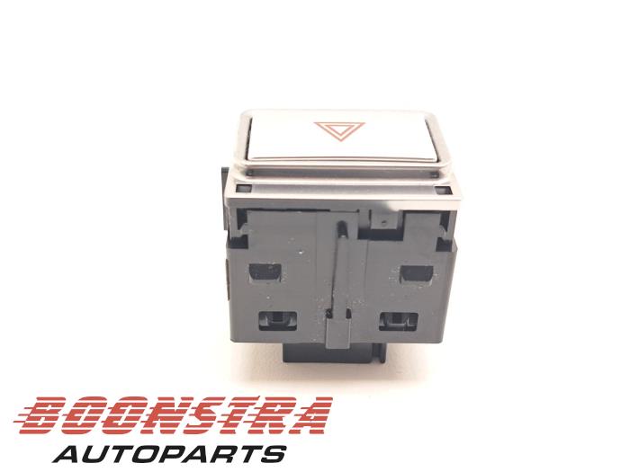 Schakelaar van een Jaguar I-Pace EV400 AWD 2019