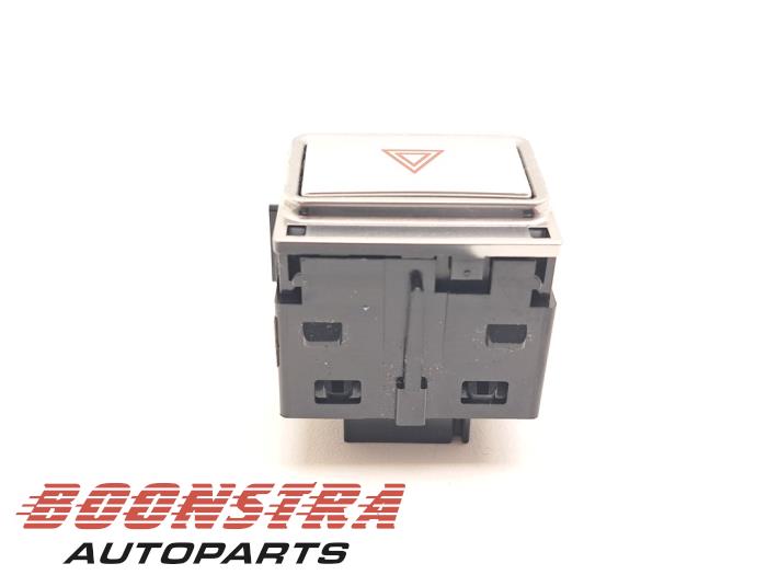 Schakelaar van een Jaguar I-Pace EV400 AWD 2019