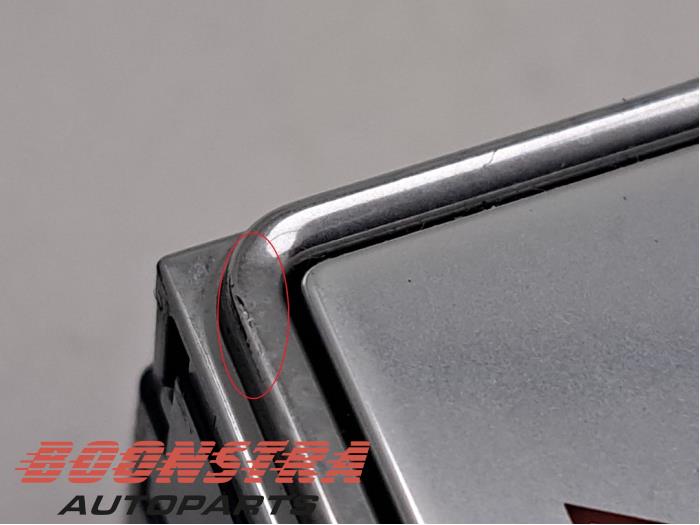 Schakelaar van een Jaguar I-Pace EV400 AWD 2019