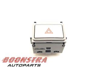 Gebruikte Schakelaar Jaguar I-Pace EV400 AWD Prijs € 29,95 Margeregeling aangeboden door Boonstra Autoparts