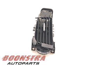 Gebruikte Luchtrooster Dashboard Jaguar I-Pace EV400 AWD Prijs € 39,95 Margeregeling aangeboden door Boonstra Autoparts