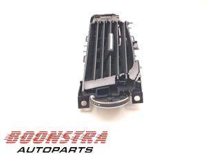 Gebruikte Luchtrooster Dashboard Jaguar I-Pace EV400 AWD Prijs € 35,95 Margeregeling aangeboden door Boonstra Autoparts