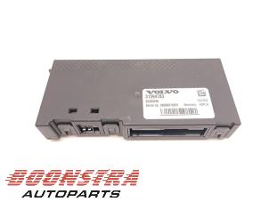 Gebruikte Navigatie computer Volvo V60 I (FW/GW) 2.4 D6 20V Plug-in Hybrid AWD Prijs € 39,95 Margeregeling aangeboden door Boonstra Autoparts