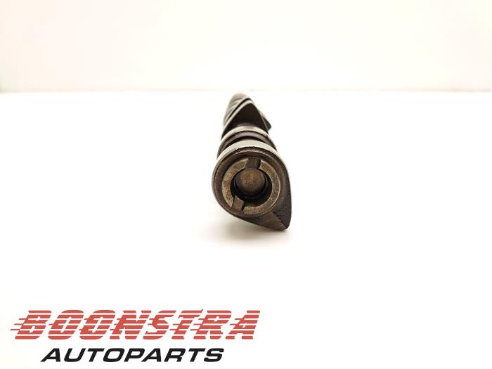 Nokkenas van een Mercedes-AMG C-Klasse AMG (W204) 6.2 C-63 AMG V8 32V 2009